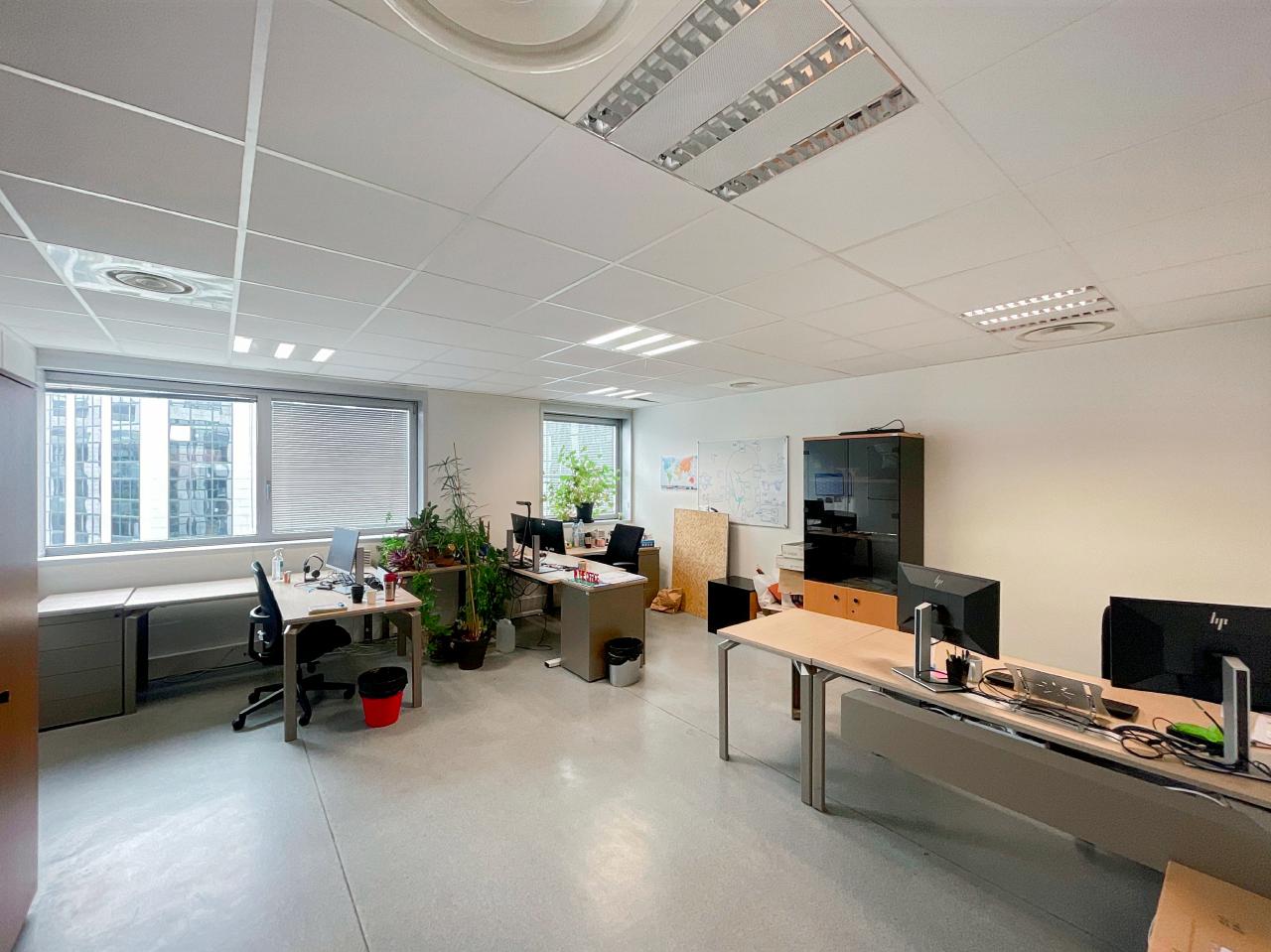 Bureau Noisy-le-Grand 3933m² Location bureau Noisy-le-Grand Seine-Saint-Denis OLBUR2420812 0